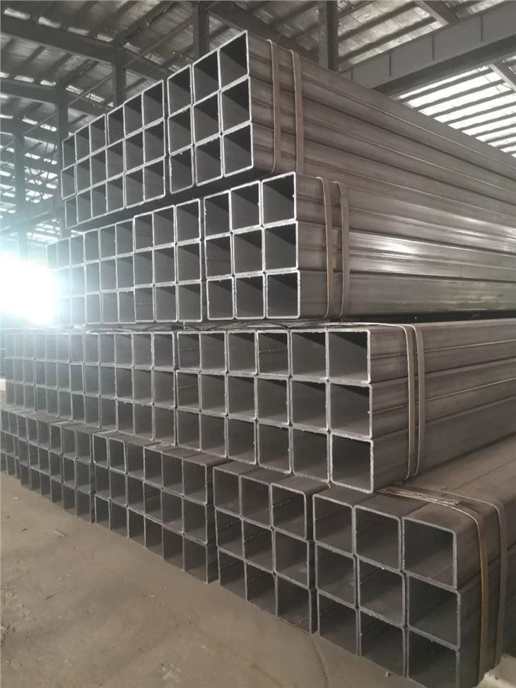 China Factory Steel Hollow Pipe Section Price